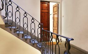 Cristina Suite